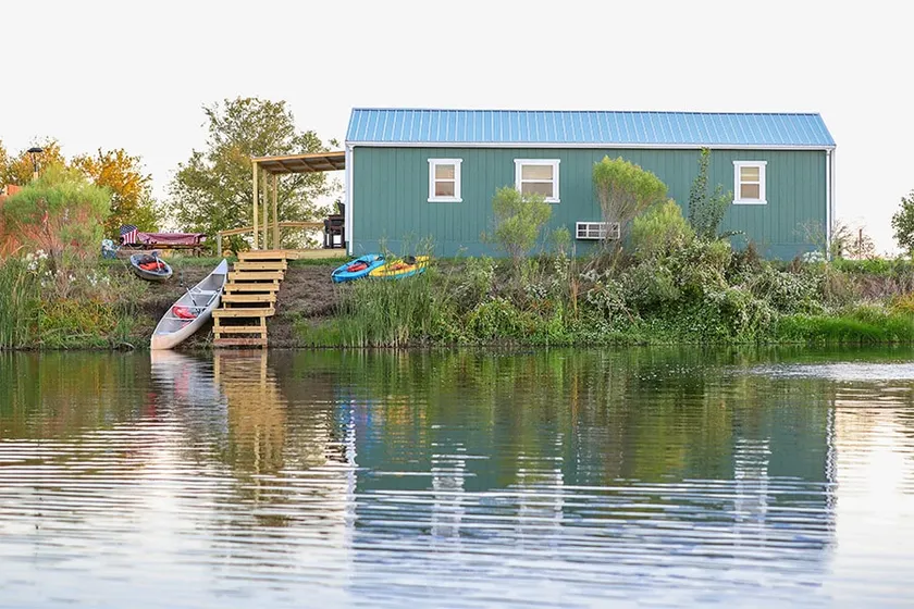 2 Bedroom Lakefront - Bass Lodge - New - Image 1