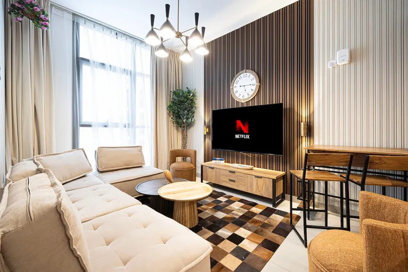 1BR The Crown by Blue Cloud Holidays - Image 1