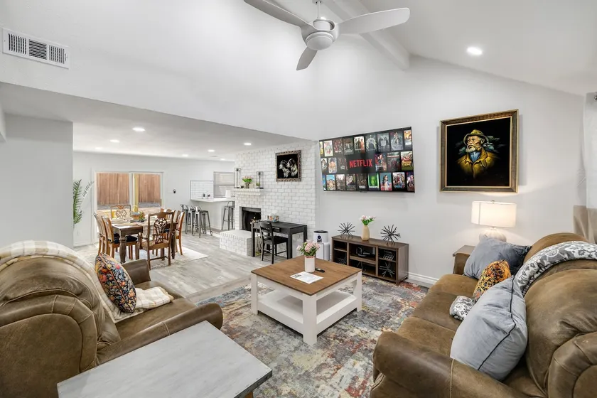 Frisco Getaway Hometel w the Spa and Outdoor Kitchen - Image 1