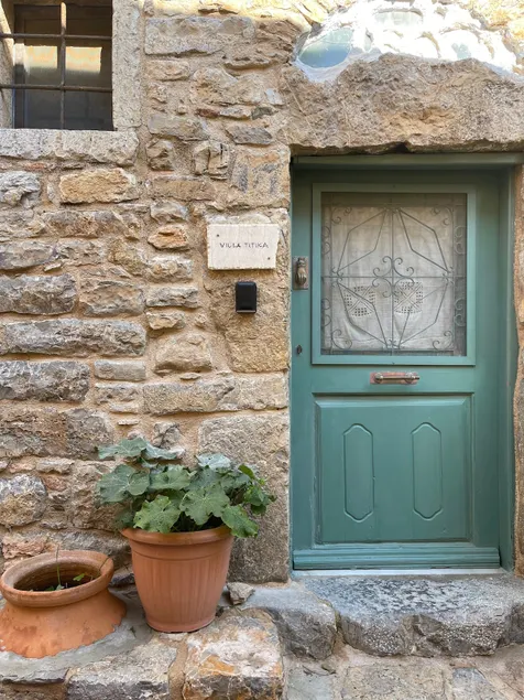 Villa Titika - Traditional House - Image 1