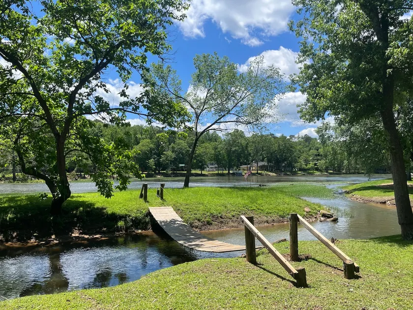 3 Bedroom House on the Flint River - Image 1