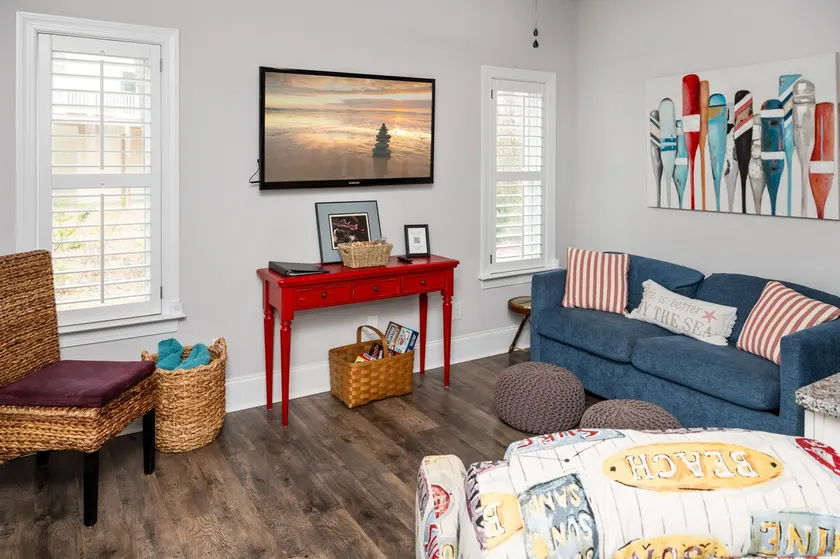 Paradox Place Guest Suite - Image 1