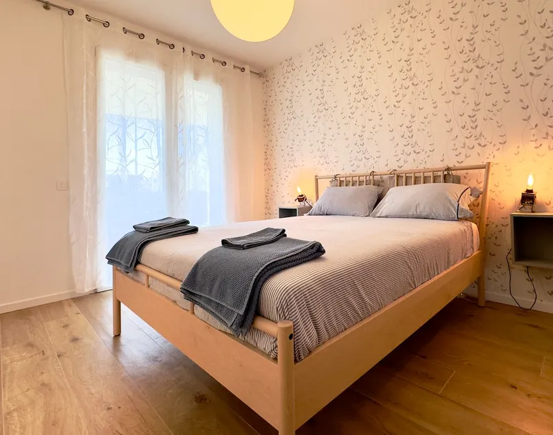 20 min Venezia Modern Apartament with terrace - Image 1