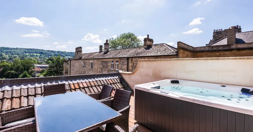 Vintner Townhouse Artisan Quarter Bath - Image 1