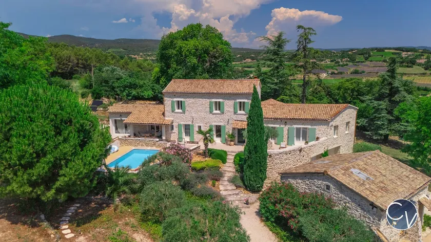 Sunny break in a charming farmhouse - Image 1