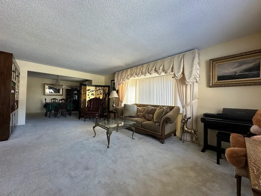 Spacious, lovely Mountain home with private stream - Image 1
