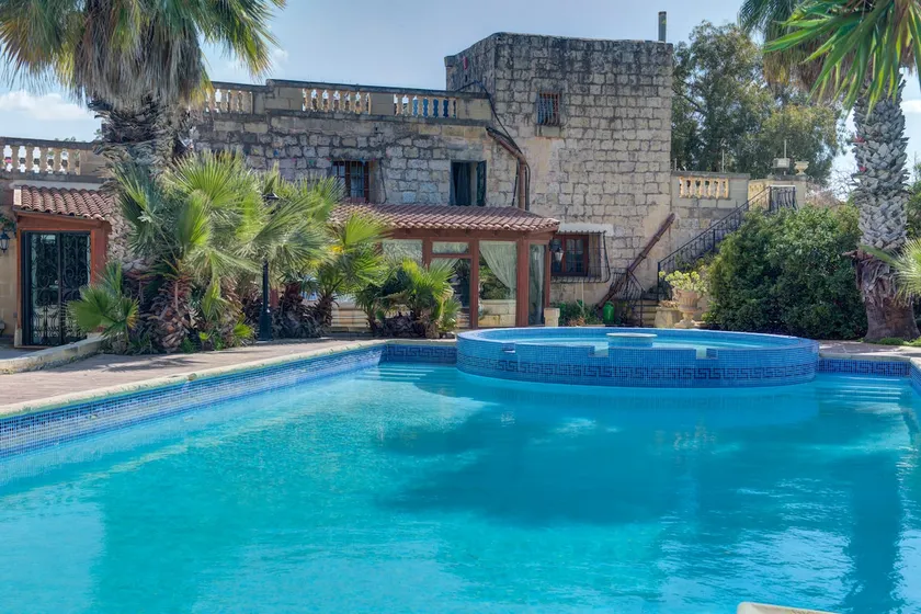 Ta Karag Villa - Countryside Escape - Pool & Tennis - Image 1
