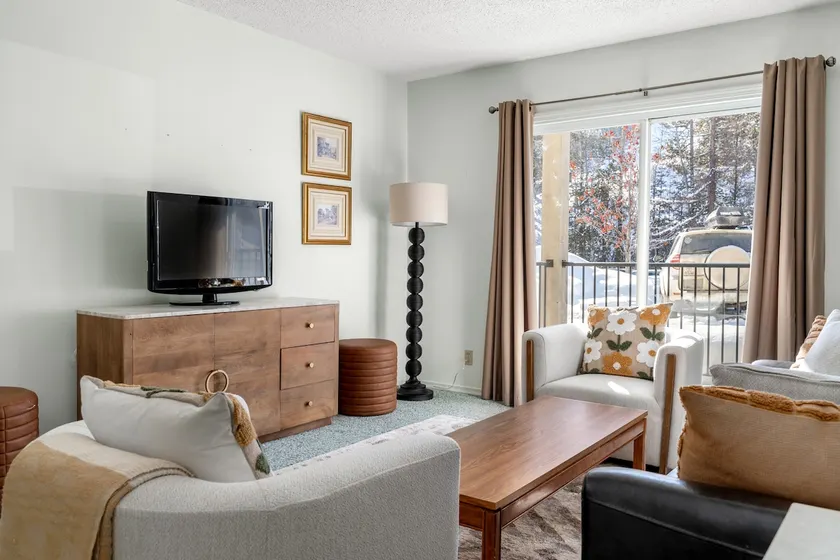 Kimberley Escape: 1BR+Studio w/ Hot Tub, Pool, BBQ - Image 1