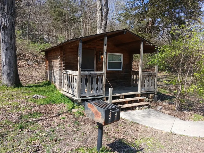 Raccoon Mountain Rustic Cabin in Campground - Image 1