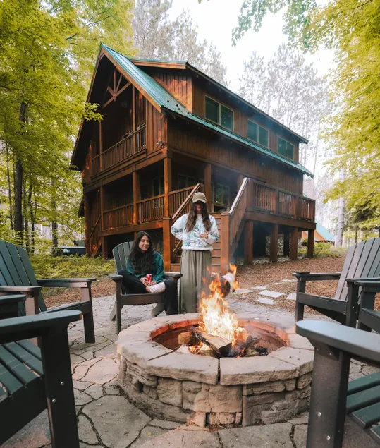 Betsie River Log Cabin near Crystal Mountain! - Image 1