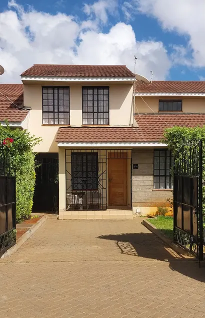Karolinas Homestay Near JKIA - Image 1