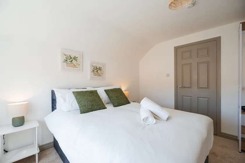 Winston Bungalow By Horizon Stays - Image 1