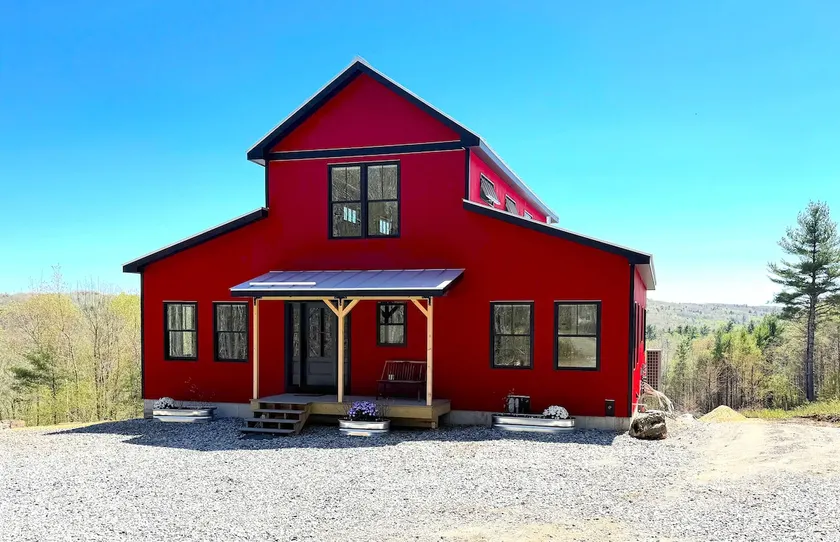 Red Barn at The Appleton Retreat - Image 1