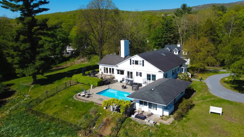 Billy Joel/JP Morgan Hudson Valley Home 1h to NYC - Image 1
