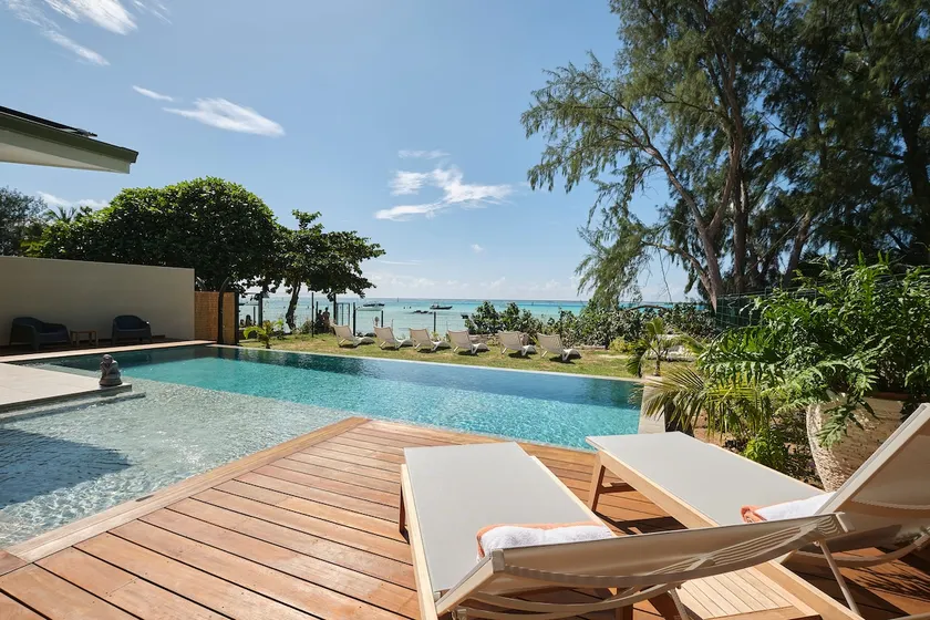 Azure Beachfront 3 Bedroom Villa - Image 1