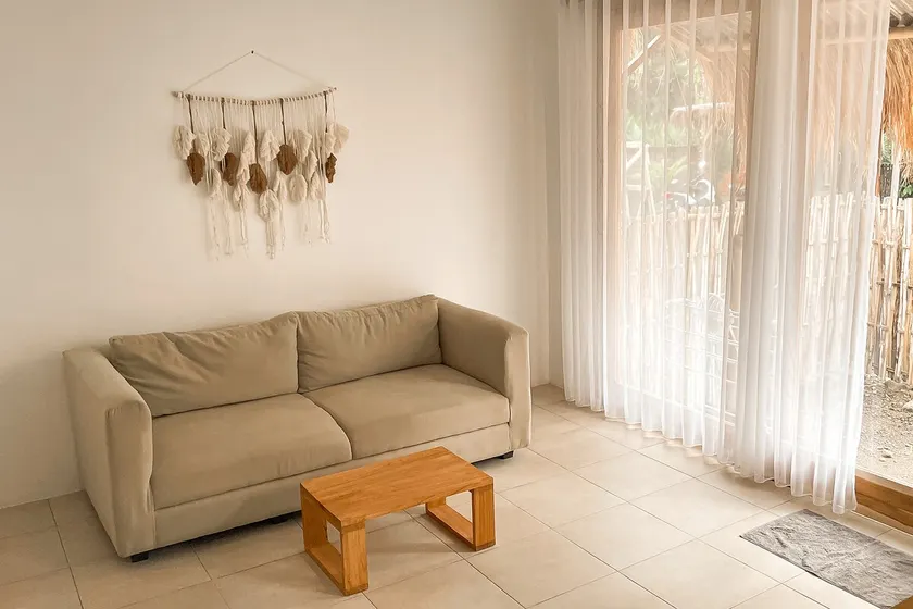 Cozy Private Home · Walk to Cafés · Central Kuta - Image 1