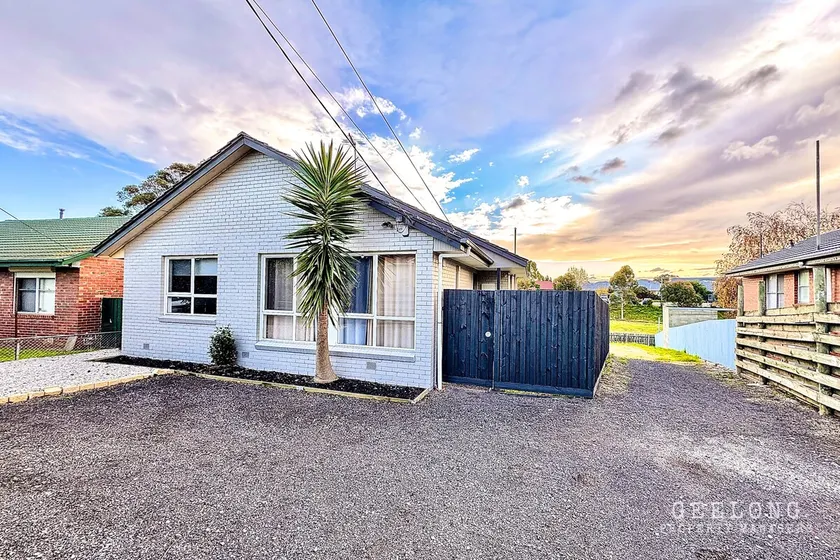 Comfy in North Geelong - Image 1