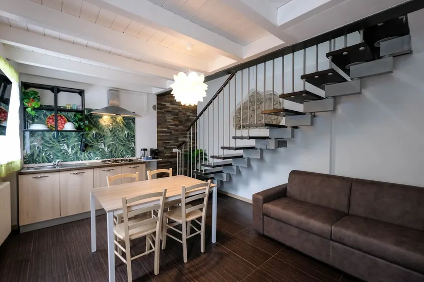 [Lake|Gardaland|Spa] Duplex with private parking - Image 1