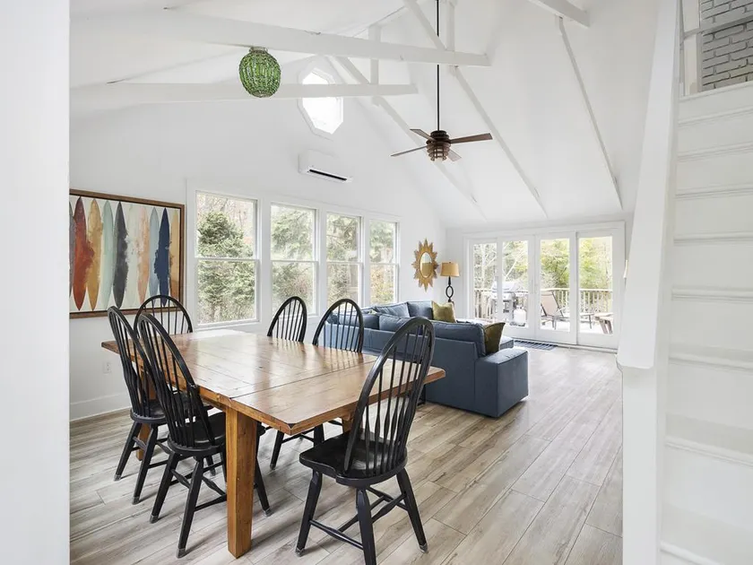 Private 5BR Vineyard Retreat - Peaceful & Central - Image 1