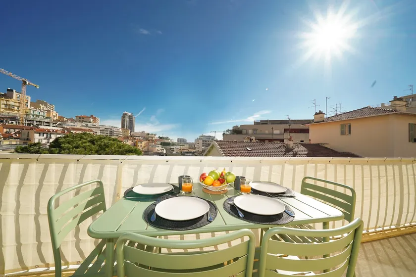 Monaco - Elegant 2 bedroom with terrace and garage - Image 1