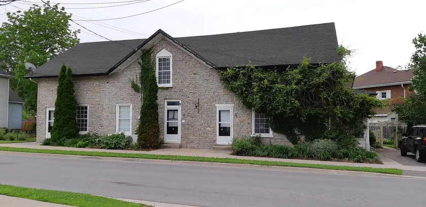 Stone Carriage House - Image 1