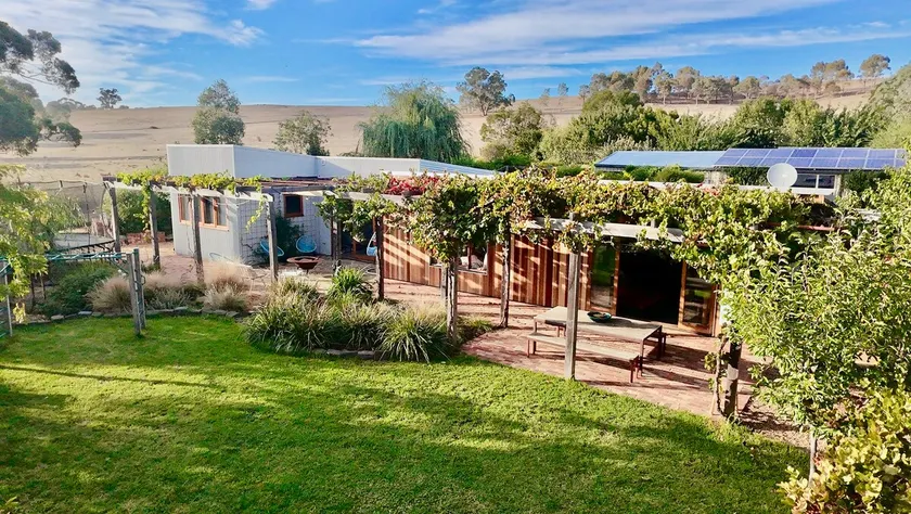 Eco Retreat - House & Studio - Image 1