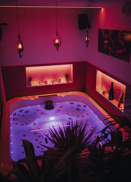 Le Desirella Charming SPA cottage Love room Brittany - Image 1
