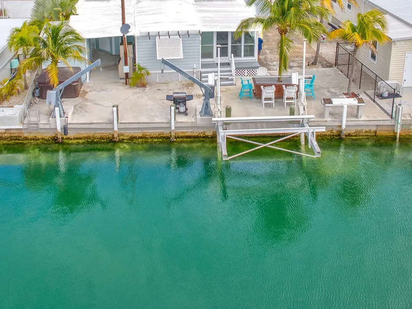 On Island Time! HotTub-Water View - Image 1