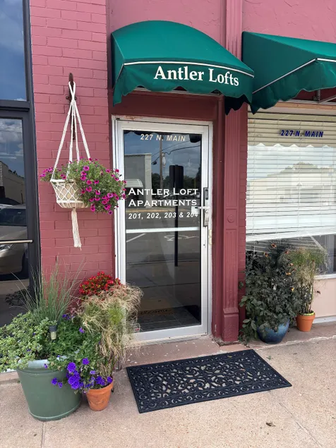 Hotel Antler Loft Apartment - Image 1