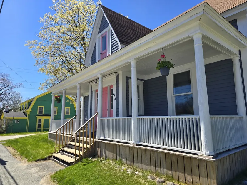 The Stirton House - Image 1