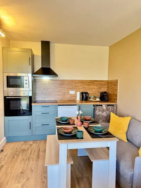Air-Conditioned Studio Apartment, Pond View - Image 1