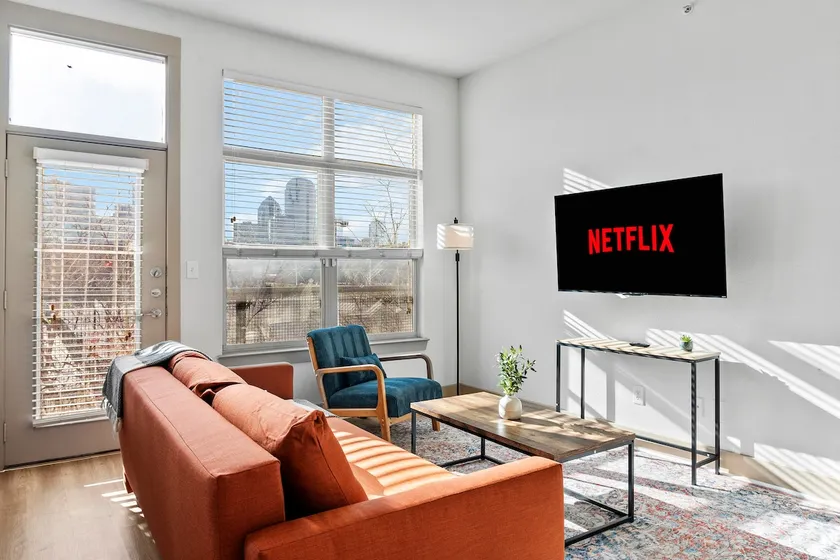 Stylish 1BR-Pool-Deep Ellum-Free Parking W/D161 - Image 1