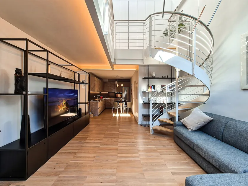 Modern loft, design & comfort - Image 1