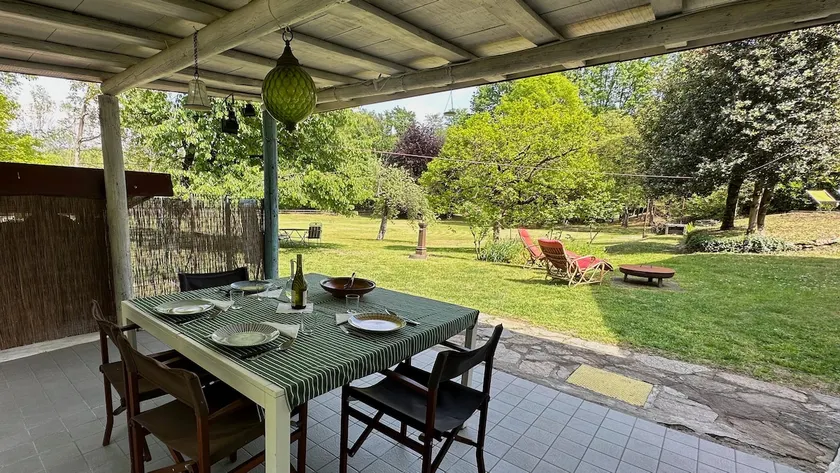 Escape to nature: rustic just minutes from the lake - Image 1