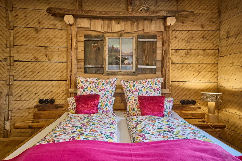Holiday Home Edt - Image 1