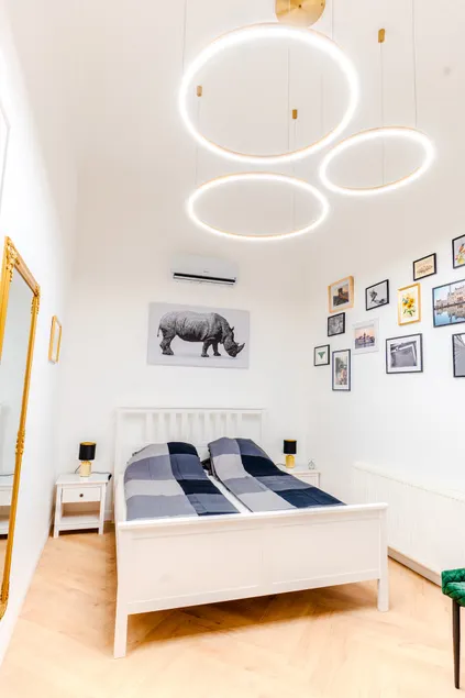 2 bedrooms and 1 living room Your modern home in Budapest - Image 1