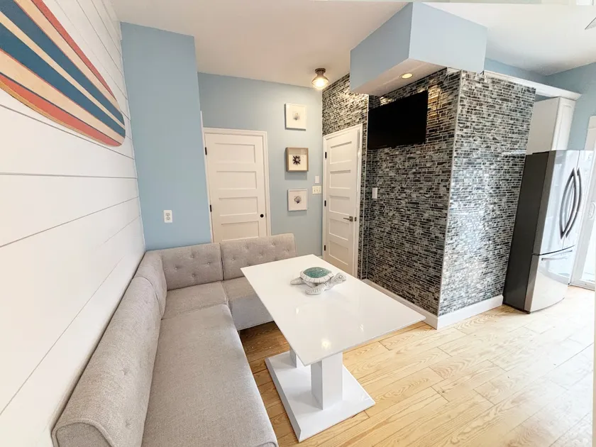 Hotel-Style Suite, 300’ to Beach - Image 1