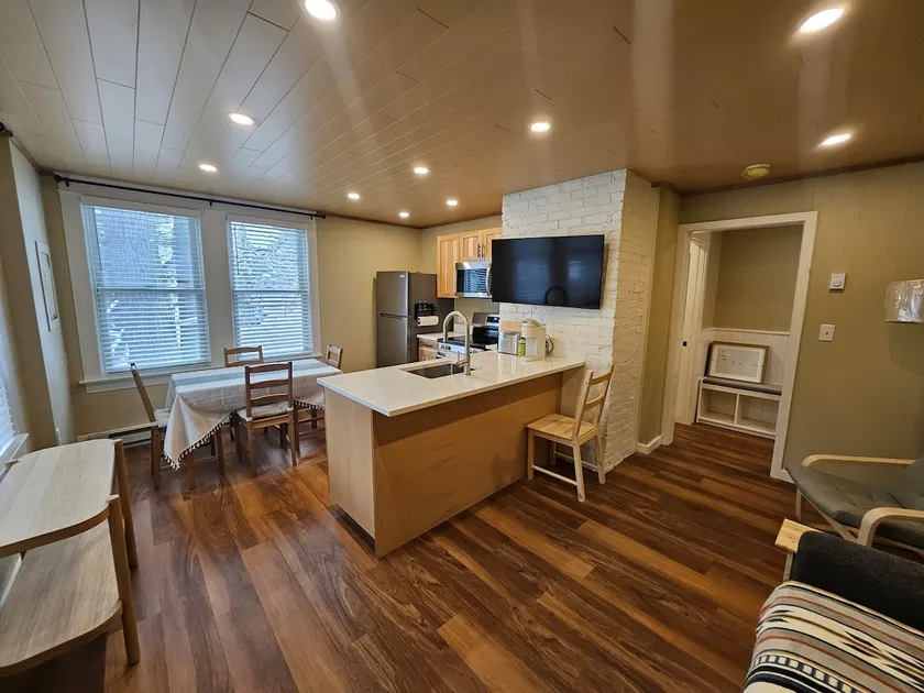 Lake Placid Village Suites- APT 4 - Image 1