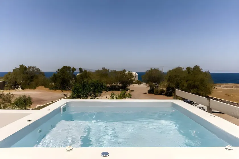 Michelangelo Luxury Sea View Suite with Hot Tub - Image 1
