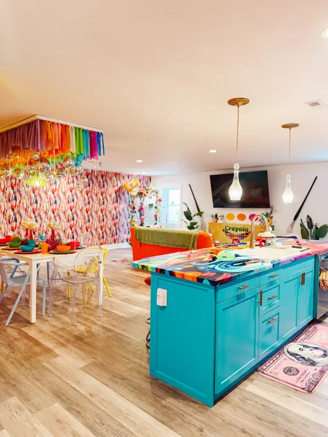 Spacious& Stylish Retreat| Perfect for Families - Image 1
