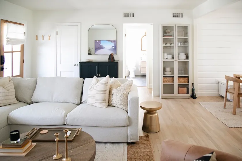 Honey’s House with Cozy Casita & Outdoor Oasis - Image 1
