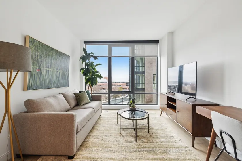 1 BDRM Apt | Navy Yard - Buzzard Point | Placemakr - Image 1