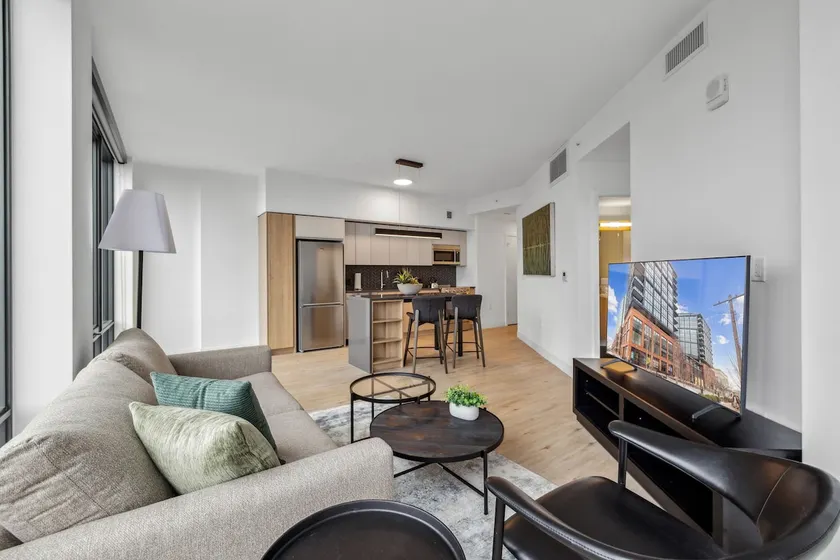 Premium 1 Bedroom Apt | Navy Yard - Buzzard Point - Image 1