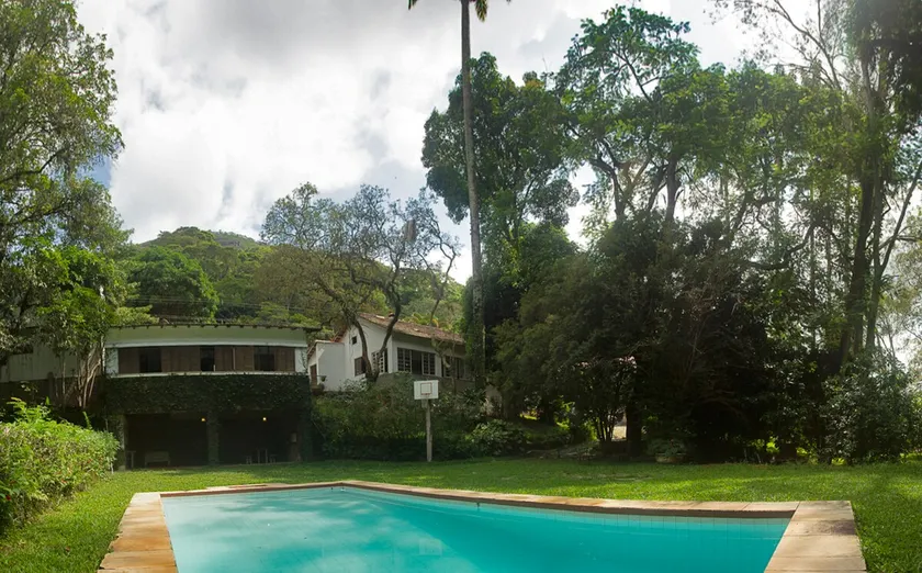House with Pool, Suite, Barbecue Grill • Pet Friendly - Image 1