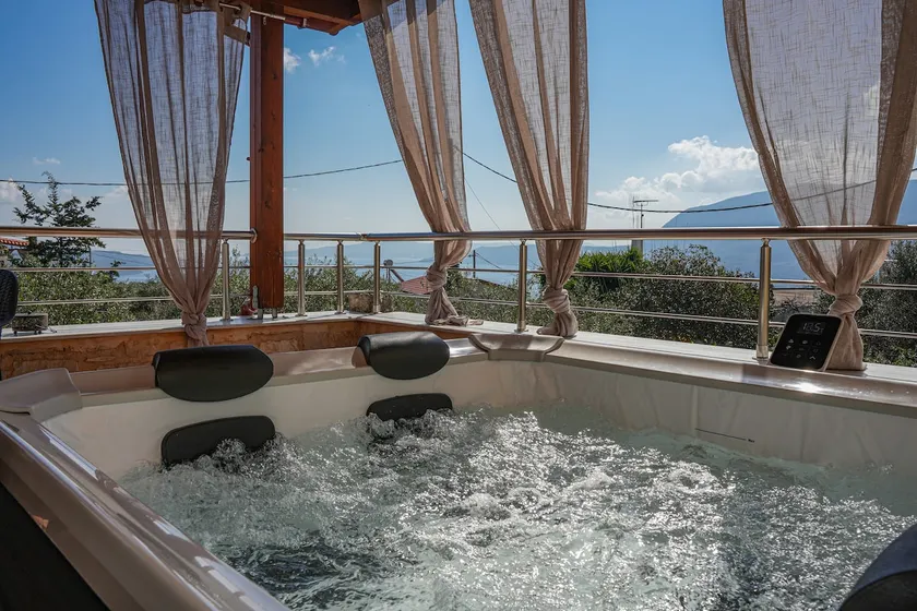 SundayMar Stone House with Private Hot Tub - Image 1