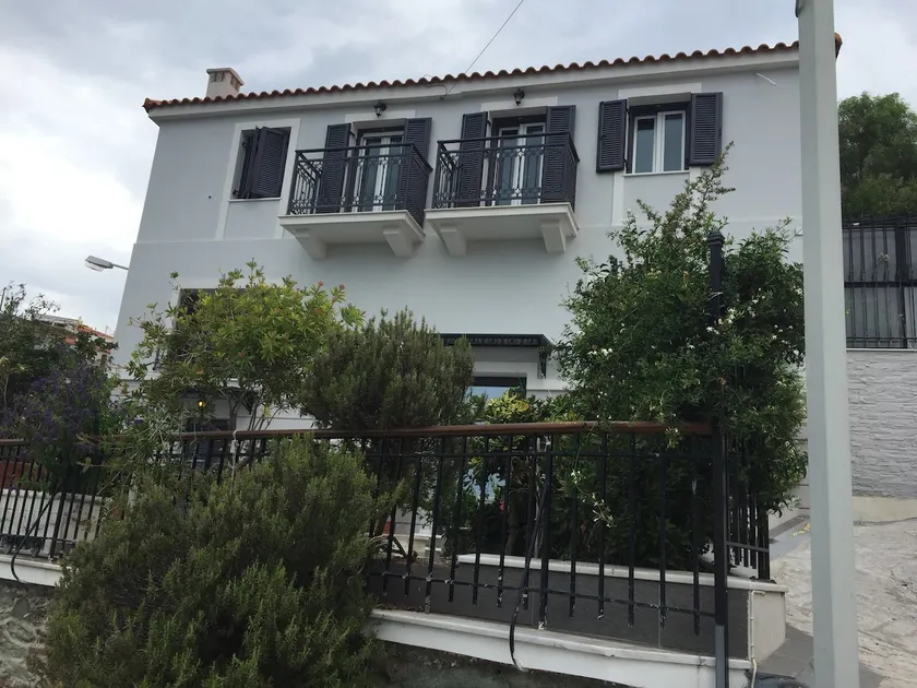 Fisherman’s Villa - Image 1