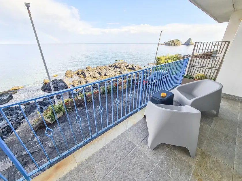 Luna3 | Sea panorama apartm.| 20min from CTA airpt - Image 1