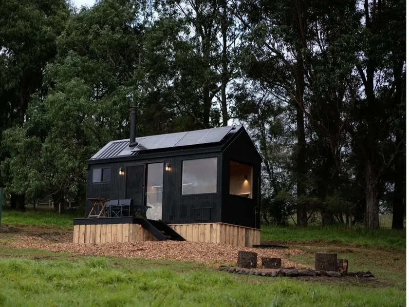 Off-Grid Cabin with Valley Views and Hot Tub - Velma - Image 1
