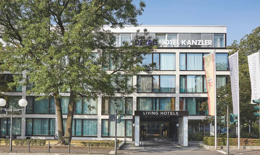 Living Hotel Kanzler - Image 1