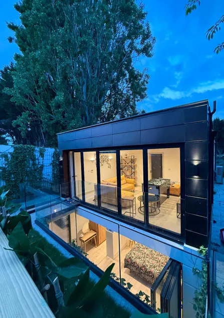 Magnificent Modern House - Image 1